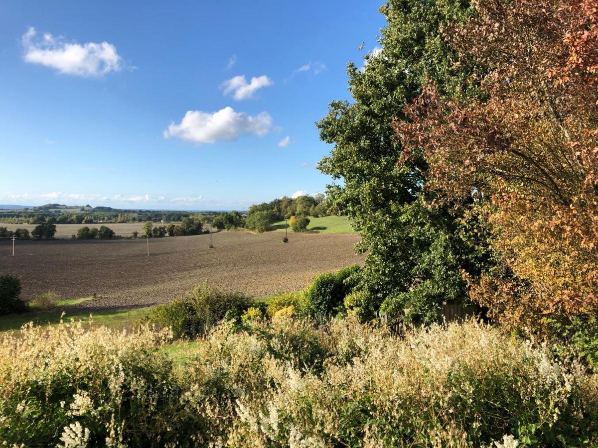 La Ferme Buissonniere Bed & Breakfast Bardou Exterior photo