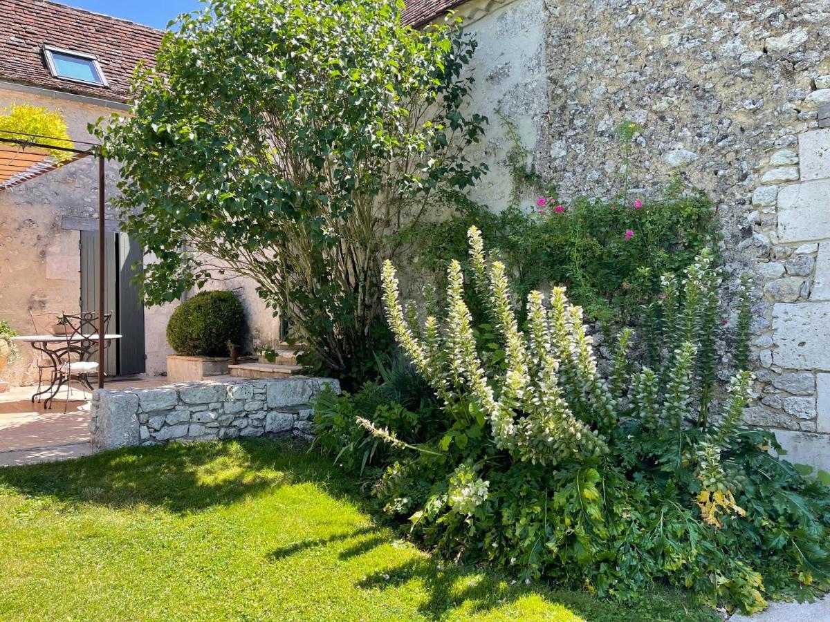 La Ferme Buissonniere Bed & Breakfast Bardou Exterior photo